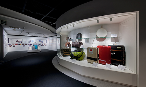 WORLD BAGS & LUGGAGE MUSEUM 4